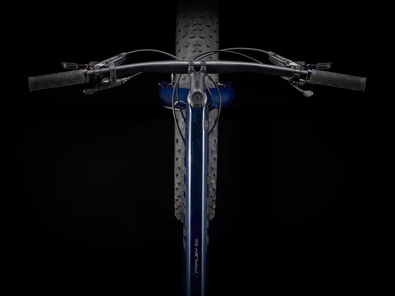 Trek Farley 9.6 Mountain Bike in Blue-7